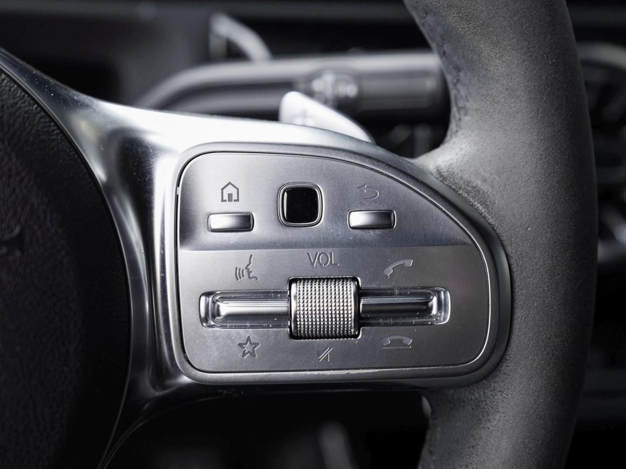 Mercedes-Benz CLA 250 e Coupé AMG Night Panorama AHK ParkPaket