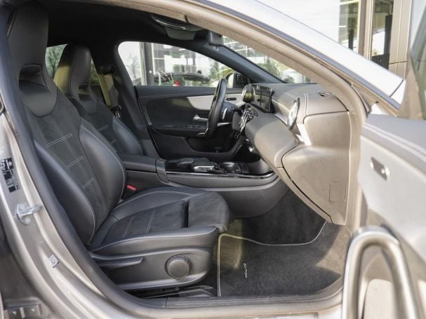 Mercedes-Benz CLA 250 e Coupé AMG Night Edition2020 MBUXNavi+