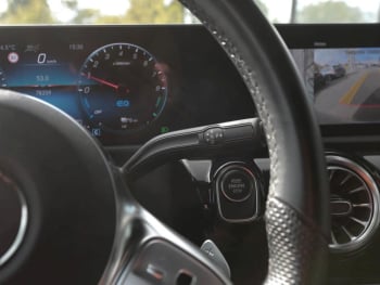 Mercedes-Benz CLA 250 e Coupé AMG Night Panorama Distronic 360°