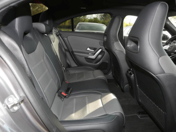 Mercedes-Benz CLA 250 e Coupé AMG Night Panorama Distronic 360°