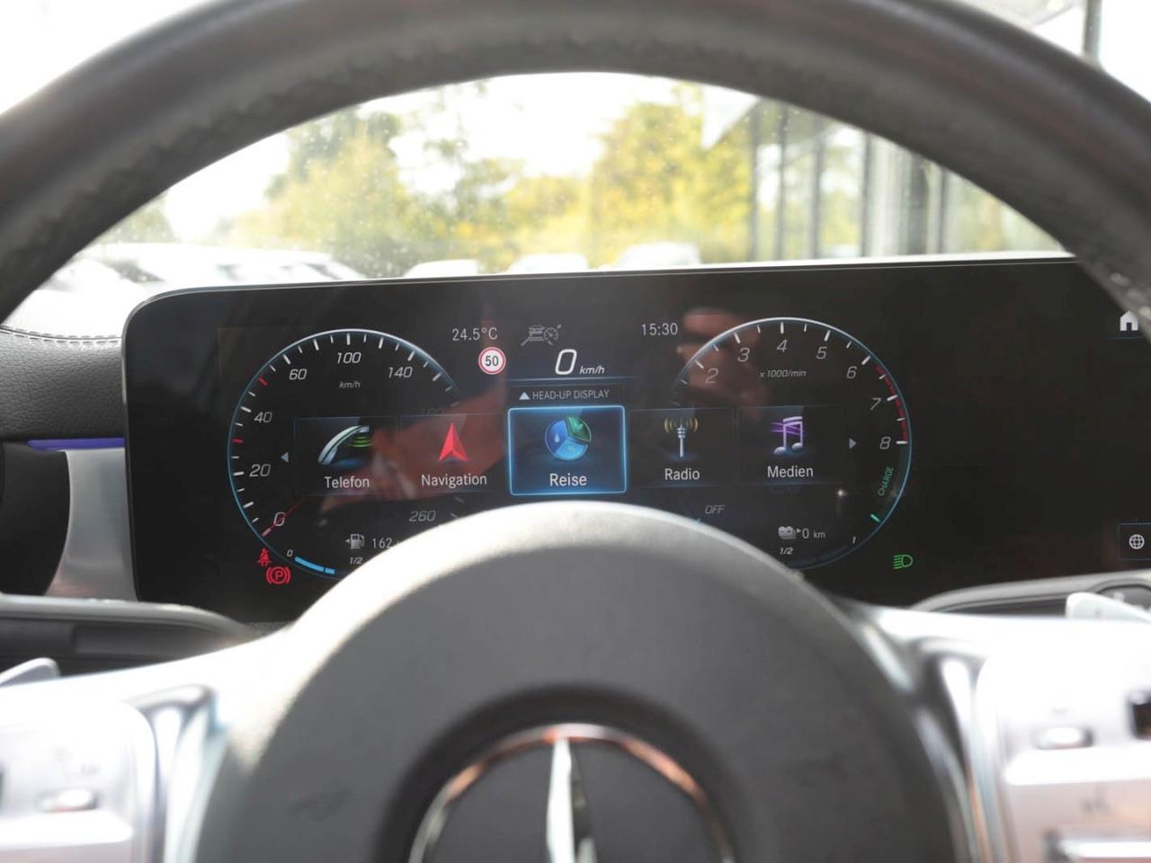 Mercedes-Benz CLA 250 e Coupé AMG Night Panorama Distronic 360°