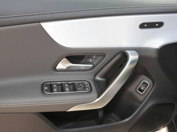 Mercedes-Benz CLA 250 e Coupé AMG Night Panorama Distronic 360°