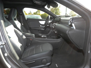 Mercedes-Benz CLA 250 e Coupé AMG Night Panorama Distronic 360°