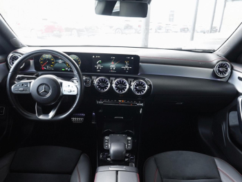 Mercedes-Benz CLA 250 e Coupé AMG MBUX Navi Panorama Spiegel-P