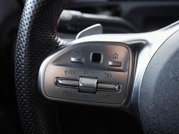 Mercedes-Benz CLA 250 e Coupé AMG MBUX Navi Panorama Spiegel-P