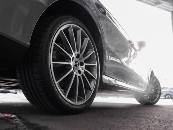 Mercedes-Benz CLA 250 e Coupé AMG MBUX Navi Panorama Spiegel-P