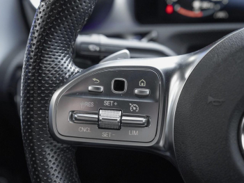 Mercedes-Benz CLA 250 e Coupé AMG Night MBUX Navi Kamera ParkP