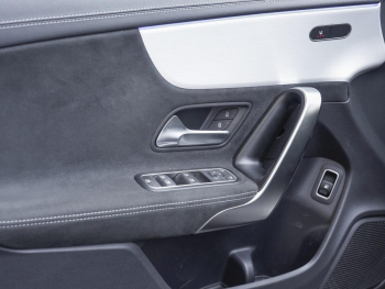 Mercedes-Benz CLA 250 e Coupé AMG Night MBUX Navi Kamera ParkP