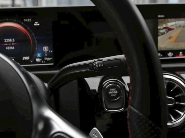 Mercedes-Benz CLA 250 e Coupé AMG Night MBUX Navi+ Kamera