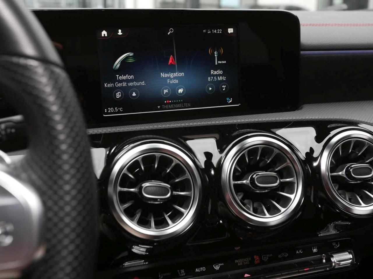 Mercedes-Benz CLA 250 e Coupé AMG Night MBUX Navi+ Kamera