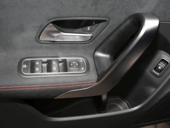 Mercedes-Benz CLA 250 e Coupé AMG Night MBUX Navi+ Kamera