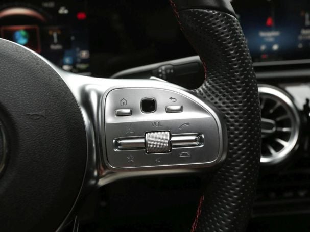 Mercedes-Benz CLA 250 e Coupé AMG Night MBUX Navi+ Kamera