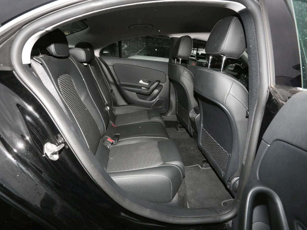 Mercedes-Benz CLA 250 e Coupé MBUXNavi+ Kamera Public Charging