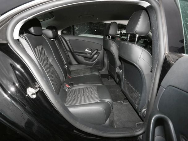 Mercedes-Benz CLA 250 e Coupé MBUXNavi+ Kamera Public Charging