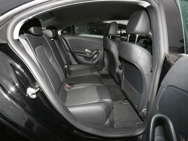 Mercedes-Benz CLA 250 e Coupé MBUXNavi+ Kamera Public Charging