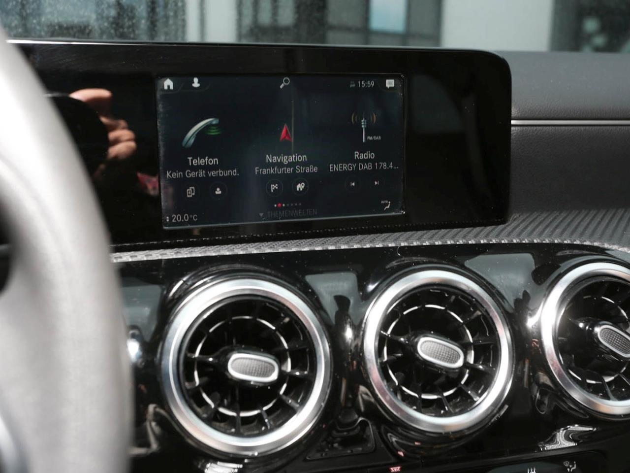 Mercedes-Benz CLA 250 e Coupé MBUXNavi+ Kamera Public Charging