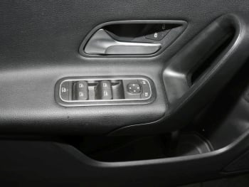 Mercedes-Benz CLA 250 e Coupé MBUXNavi+ Kamera Public Charging