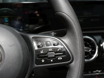 Mercedes-Benz CLA 250 e Coupé MBUXNavi+ Kamera Public Charging