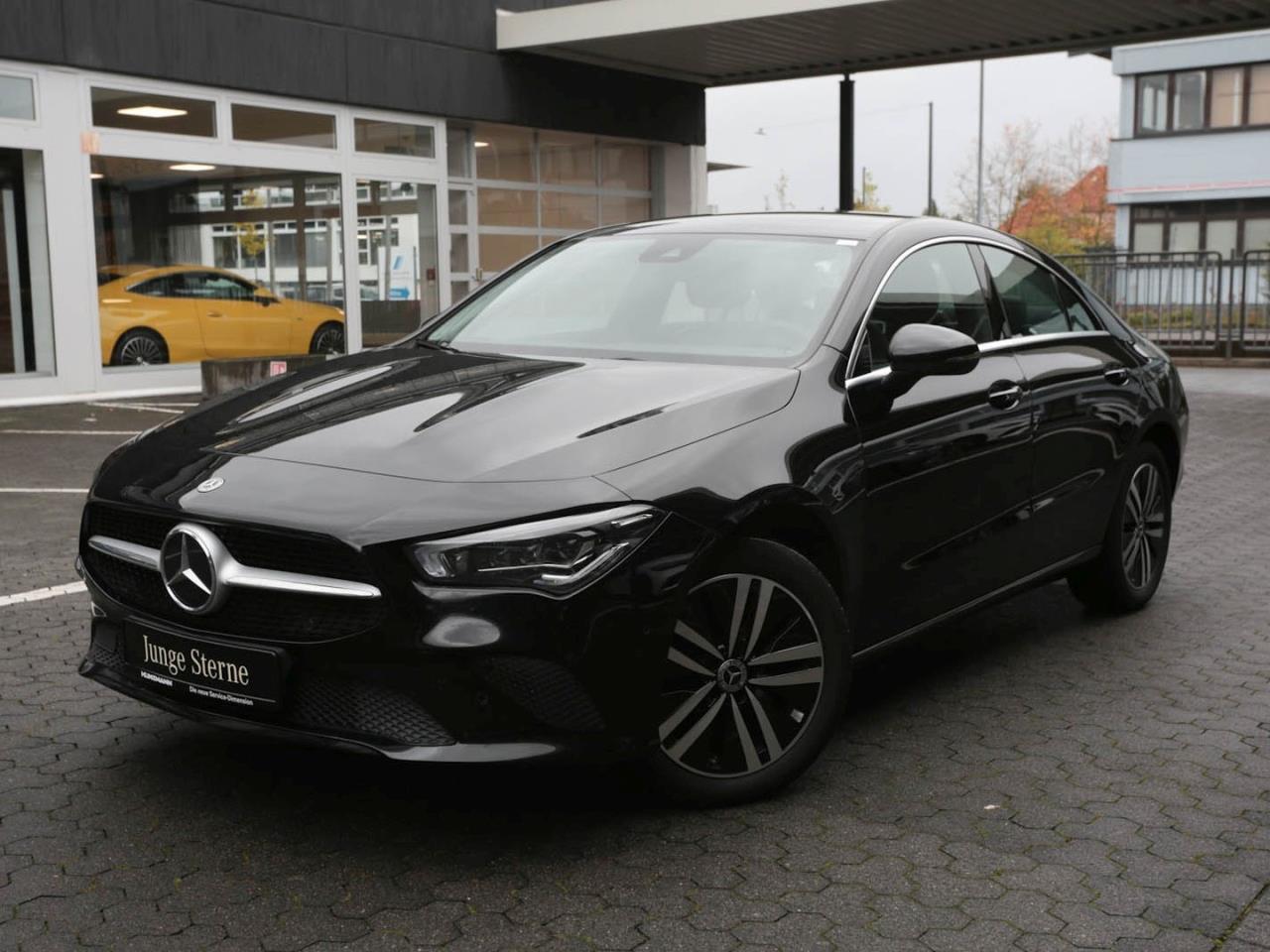 Mercedes-Benz CLA 250 e Coupé MBUXNavi+ Kamera Public Charging