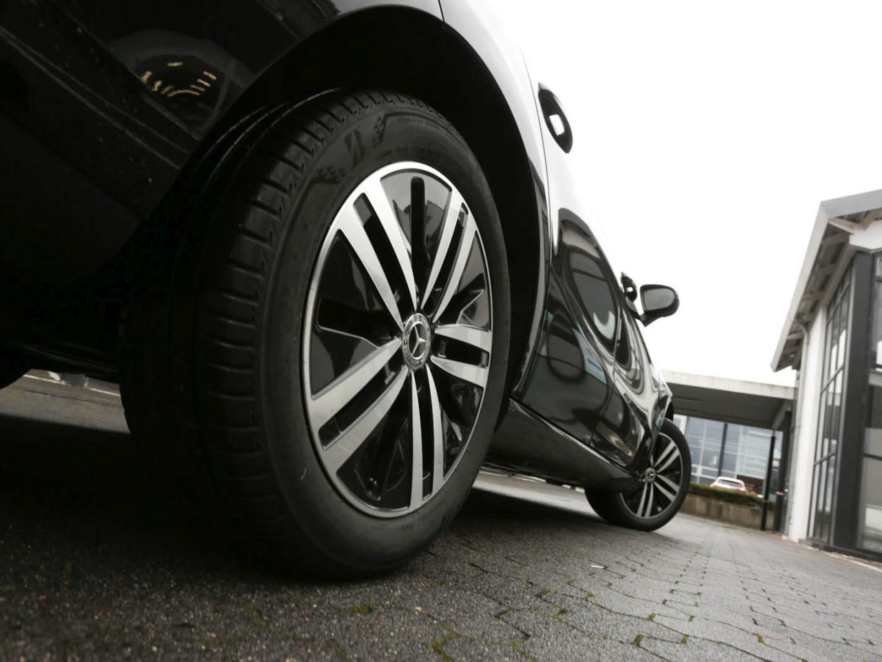 Mercedes-Benz CLA 250 e Coupé MBUXNavi+ Kamera Public Charging