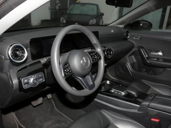 Mercedes-Benz CLA 250 e Coupé MBUXNavi+ Kamera Public Charging