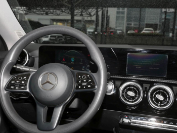 Mercedes-Benz CLA 250 e Coupé MBUXNavi+ Kamera Public Charging