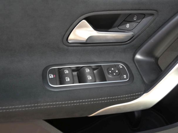Mercedes-Benz CLA 250 e Coupé AMG Edition 2020 Night MBUX SpurH Mercedes-Benz CLA 250 e Coupé AMG Edition 2020 Night MBUX SpurH