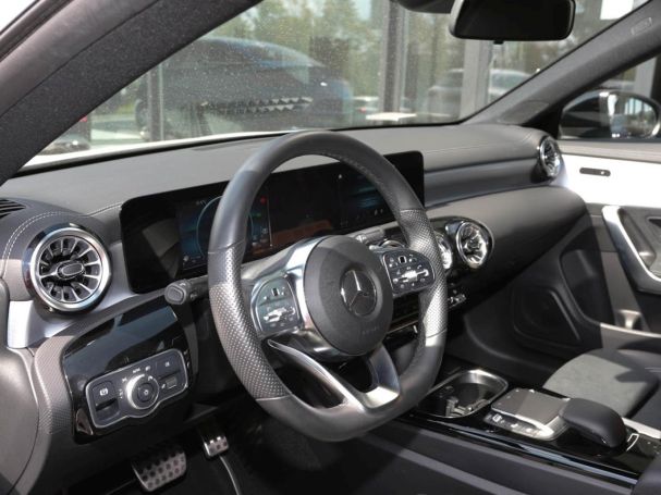 Mercedes-Benz CLA 250 e Coupé AMG Edition 2020 Night MBUX SpurH Mercedes-Benz CLA 250 e Coupé AMG Edition 2020 Night MBUX SpurH