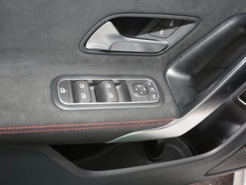 Mercedes-Benz CLA 250 e Coupé AMG Night MBUXNavi+ SpiegelP 360°