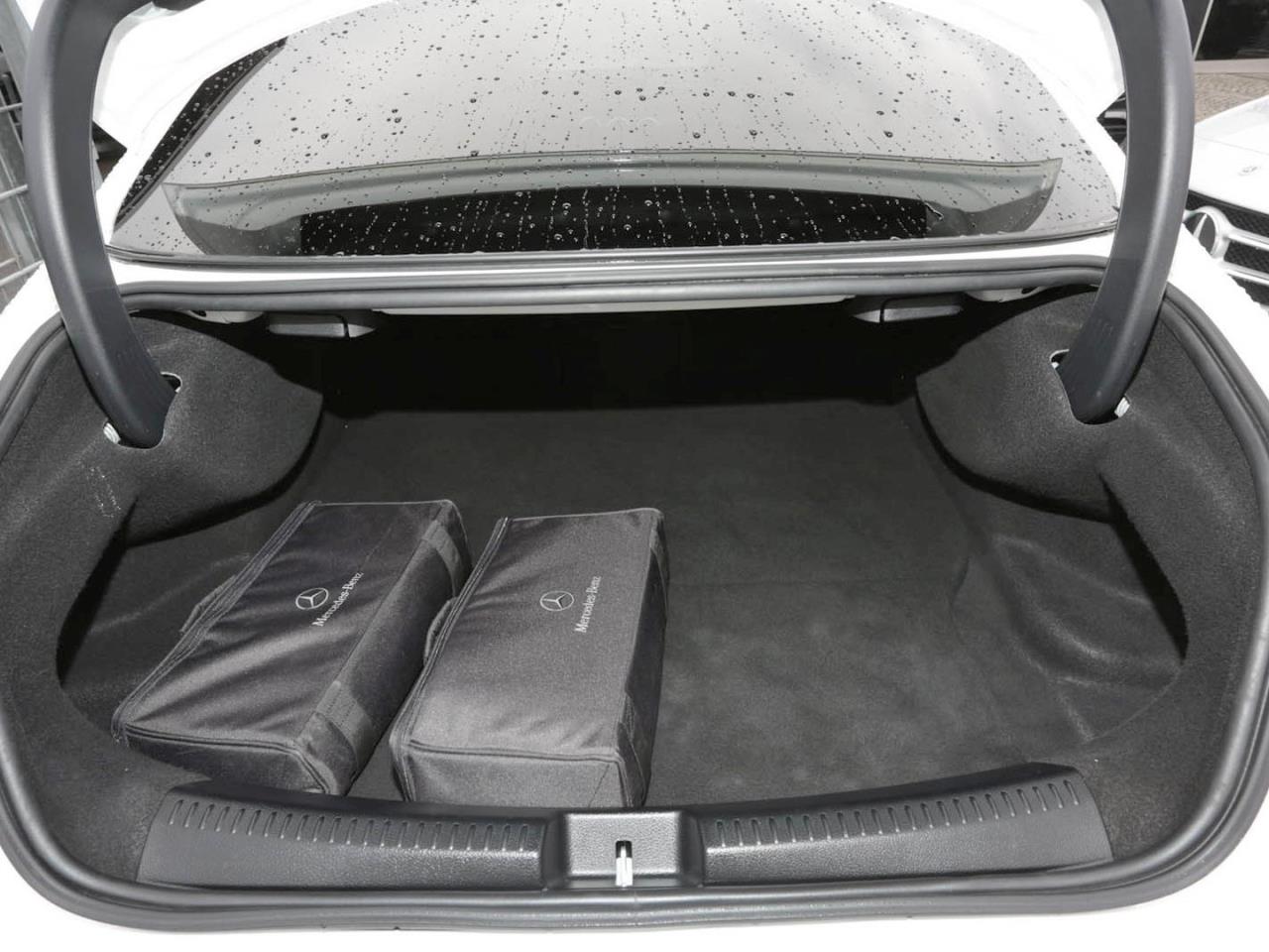 Mercedes-Benz CLA 250 e Coupé AMG Night MBUXNavi+ SpiegelP 360°