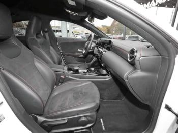 Mercedes-Benz CLA 250 e Coupé AMG Night MBUXNavi+ SpiegelP 360°
