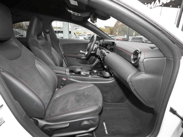 Mercedes-Benz CLA 250 e Coupé AMG Night MBUXNavi+ SpiegelP 360°