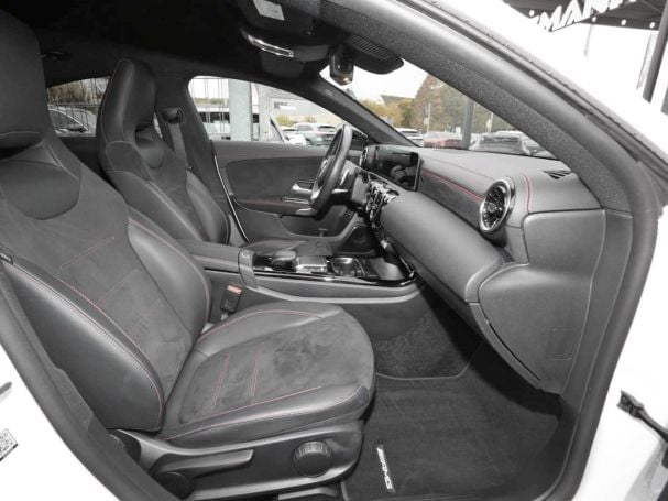 Mercedes-Benz CLA 250 e Coupé AMG Night MBUXNavi+ SpiegelP 360°