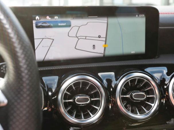 Mercedes-Benz CLA 250 e Coupé AMG MBUX Navi Navi AHK Kamera