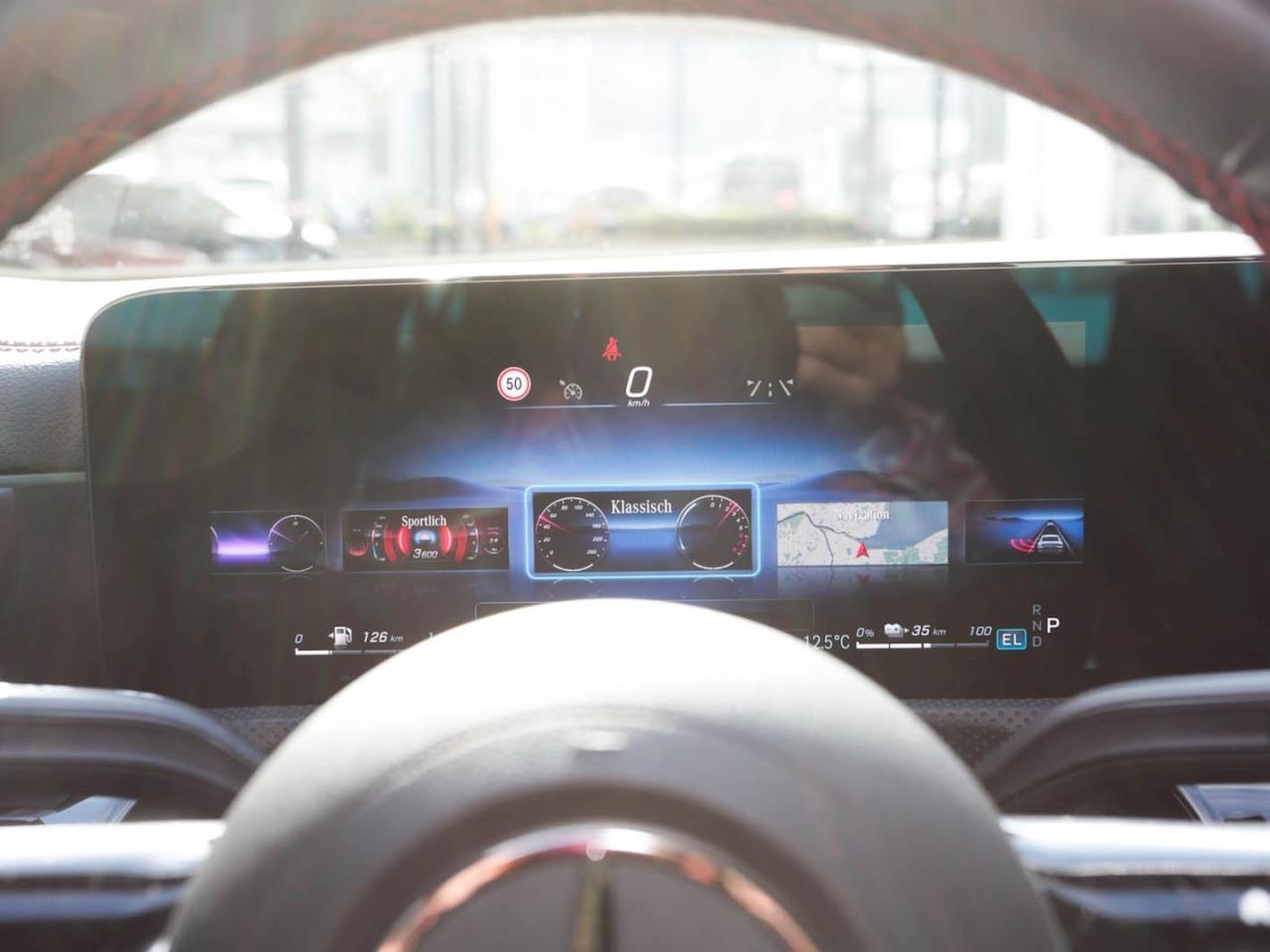 Mercedes-Benz CLA 250 e Coupé AMG MBUX Navi Navi AHK Kamera Mercedes-Benz CLA 250 e Coupé AMG MBUX Navi Navi AHK Kamera