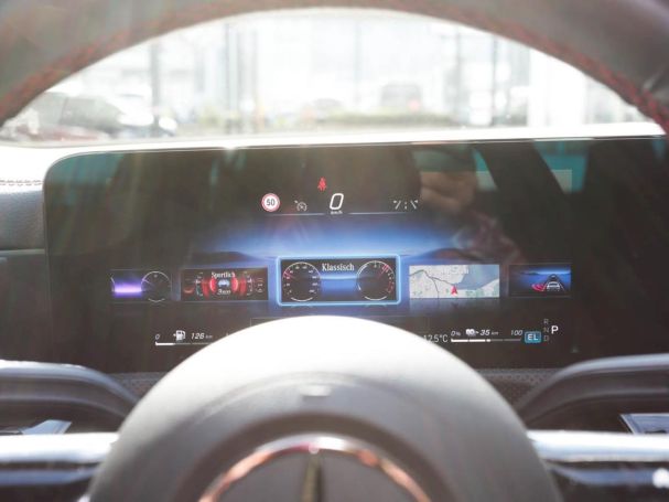 Mercedes-Benz CLA 250 e Coupé AMG MBUX Navi Navi AHK Kamera