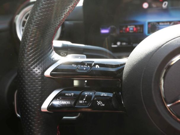 Mercedes-Benz CLA 250 e Coupé AMG MBUX Navi Navi AHK Kamera