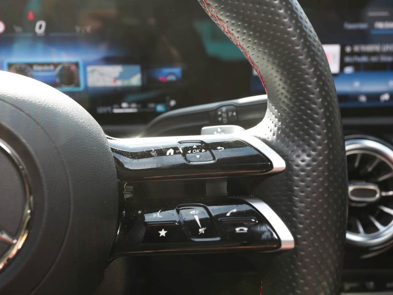 Mercedes-Benz CLA 250 e Coupé AMG MBUX Navi Navi AHK Kamera Mercedes-Benz CLA 250 e Coupé AMG MBUX Navi Navi AHK Kamera