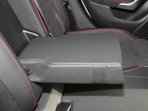 Mercedes-Benz CLA 250 e Coupé AMG MBUX Navi Navi AHK Kamera