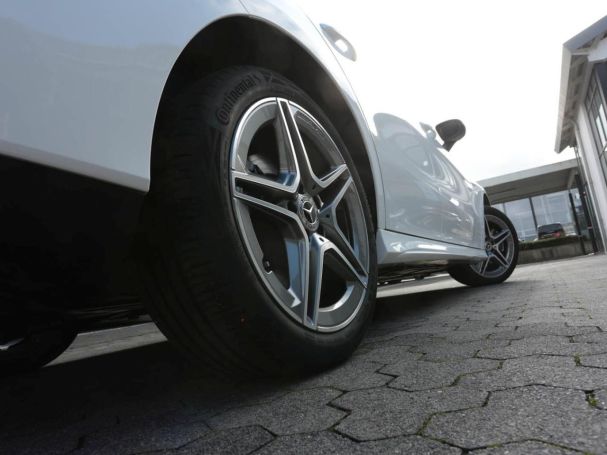 Mercedes-Benz CLA 250 e Coupé AMG MBUX Navi Navi AHK Kamera