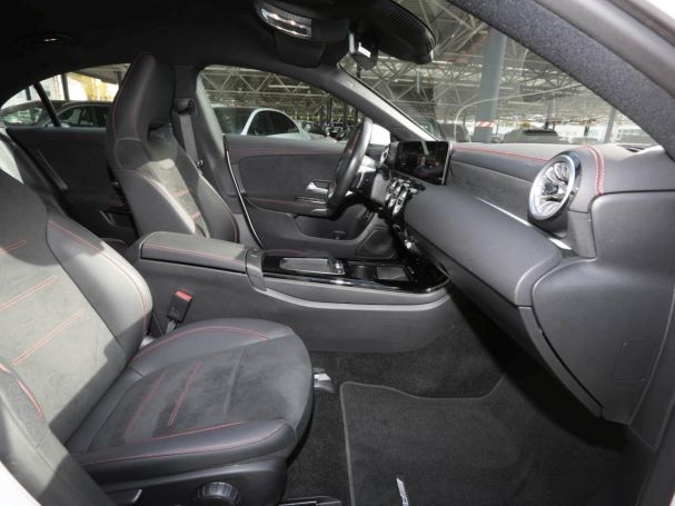Mercedes-Benz CLA 250 e Coupé AMG MBUX Navi Navi AHK Kamera