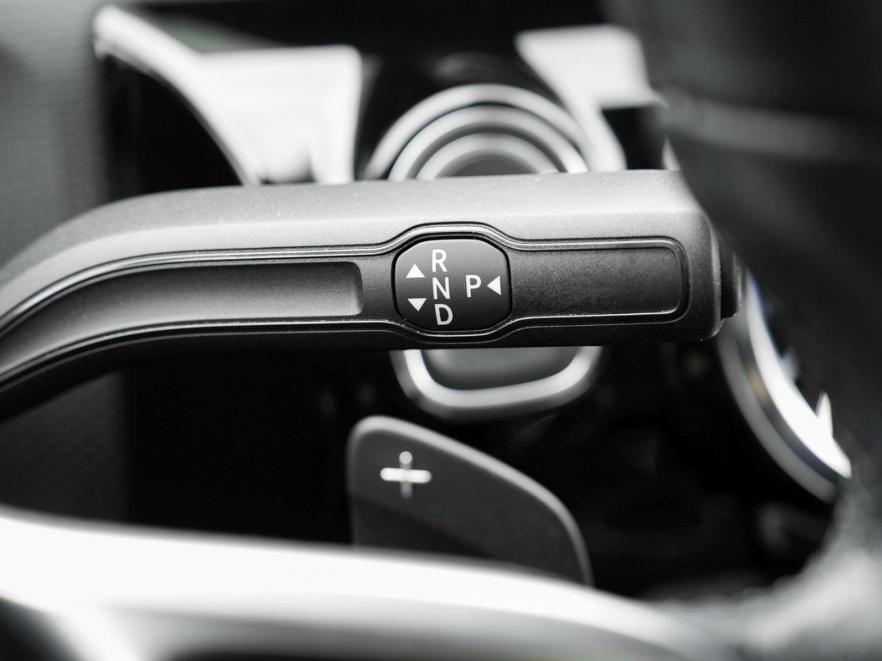 Mercedes-Benz CLA 250 e Coupé Progressive Panorama Kamera AHK