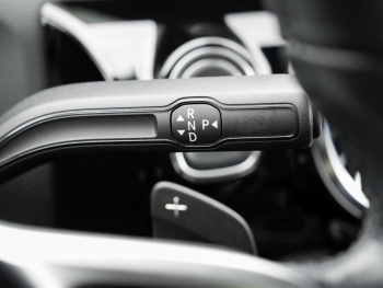 Mercedes-Benz CLA 250 e Coupé Progressive Panorama Kamera AHK