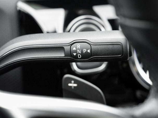 Mercedes-Benz CLA 250 e Coupé Progressive Panorama Kamera AHK