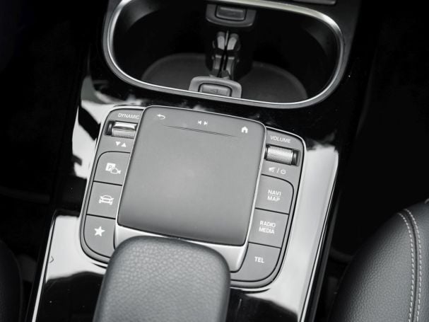 Mercedes-Benz CLA 250 e Coupé Progressive Panorama Kamera AHK