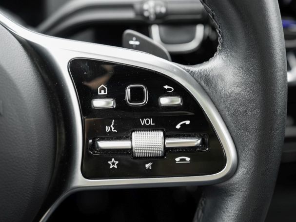 Mercedes-Benz CLA 250 e Coupé Progressive Panorama Kamera AHK