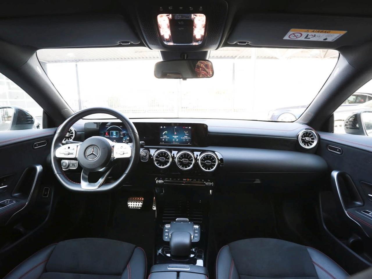 Mercedes-Benz CLA 250 e Coupé AMG Night MBUX Navi+ Kamera