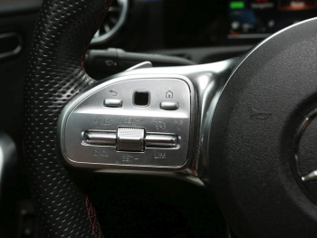 Mercedes-Benz CLA 250 e Coupé AMG Night MBUX Navi+ Kamera