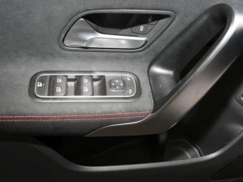 Mercedes-Benz CLA 250 e Coupé AMG Night MBUX Navi+ Kamera