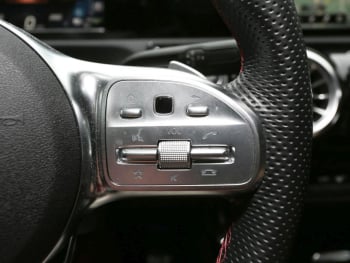 Mercedes-Benz CLA 250 e Coupé AMG Night MBUX Navi+ Kamera